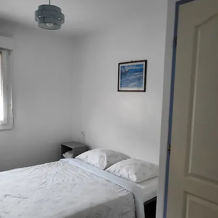 Hotel Saint Roch 3*